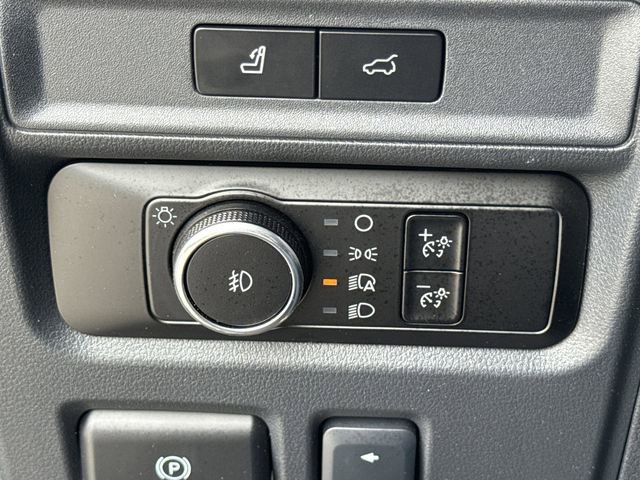 Used 2024 Ford Expedition XLT RWD image 41