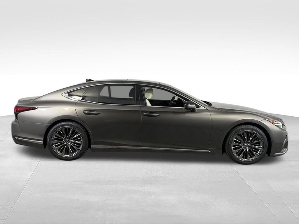 Used 2023 Lexus LS 500 w/ Interior Upgrade Package RWD image 5