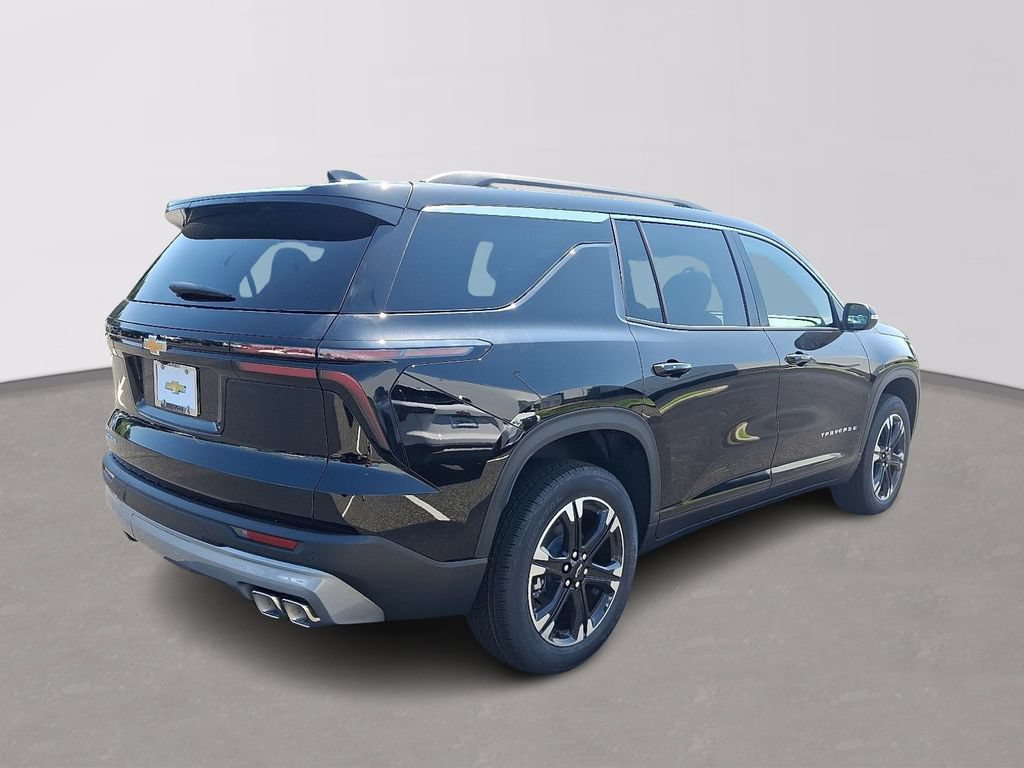 New 2027 Chevrolet Traverse LT w/ Sun and Wheel Package FWD image 4