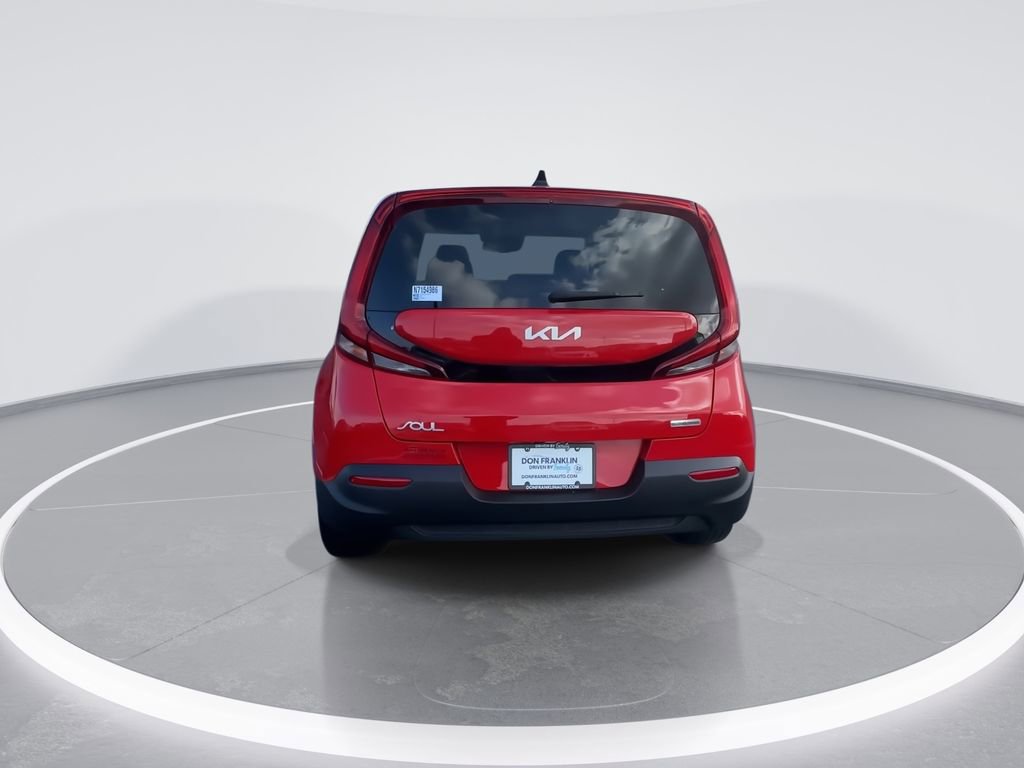 Used 2022 Kia Soul EX image 7