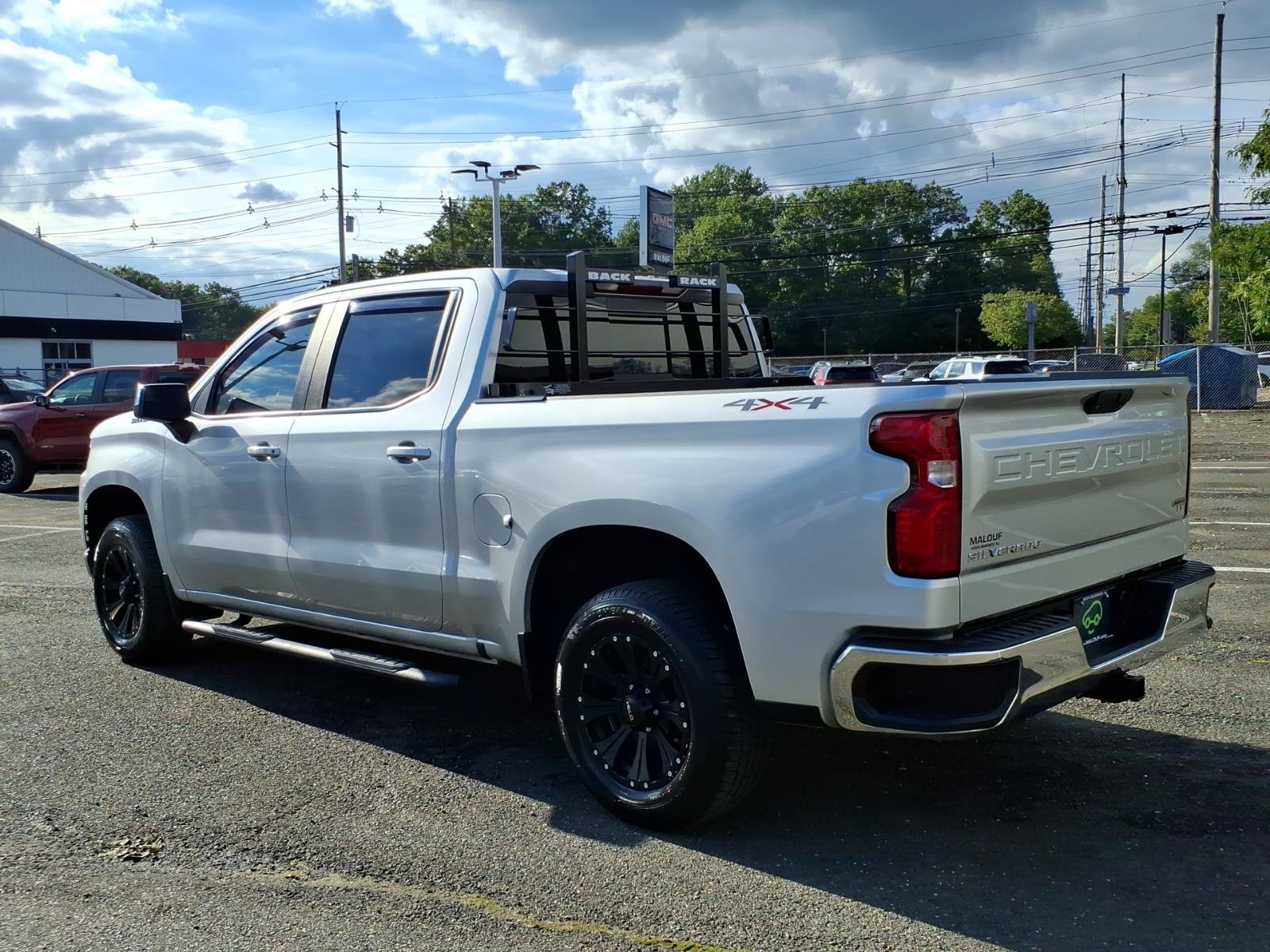 Certified 2021 Chevrolet Silverado 1500 LT w/ Convenience Package II AWD/4WD image 4