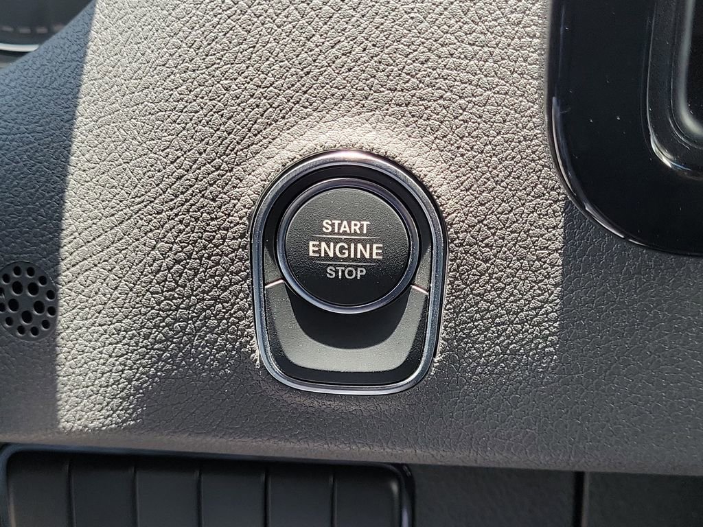 New 2025 Mercedes-Benz Sprinter 4500 image 21