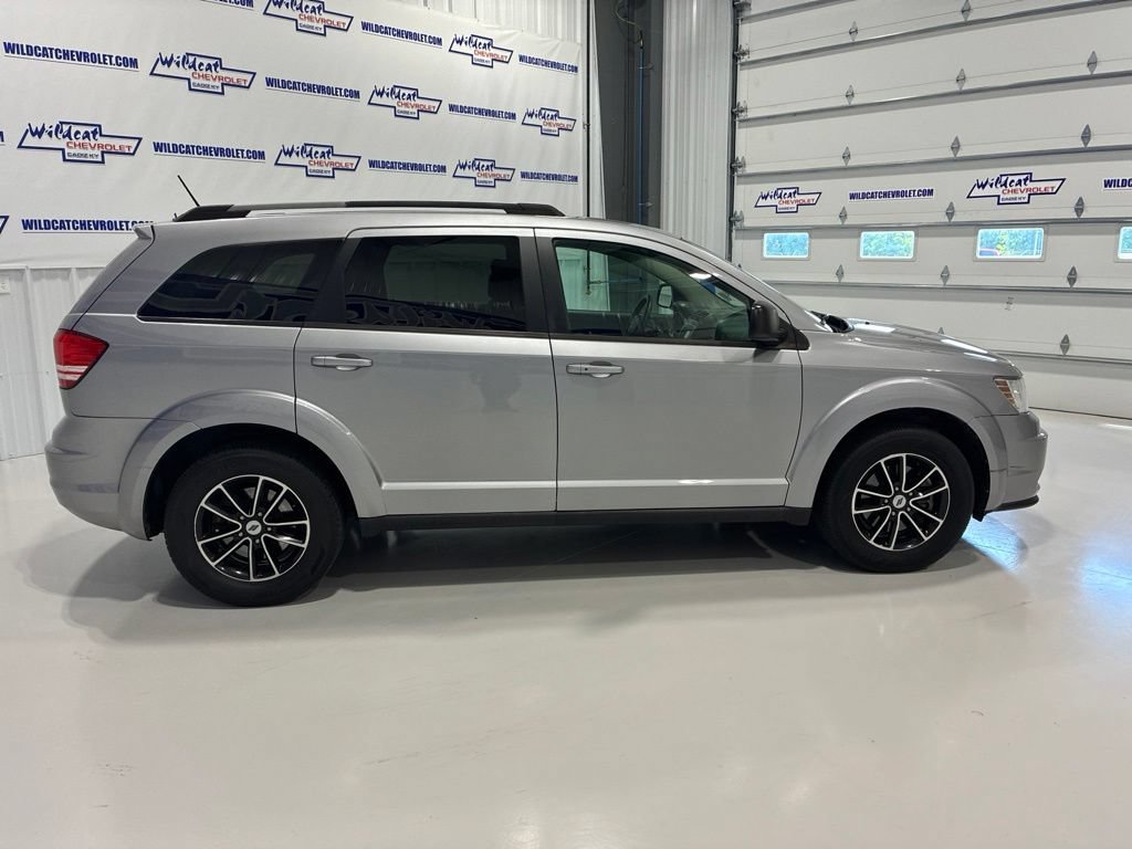 Used 2017 Dodge Journey SE w/ Flexible Seating Group FWD image 5
