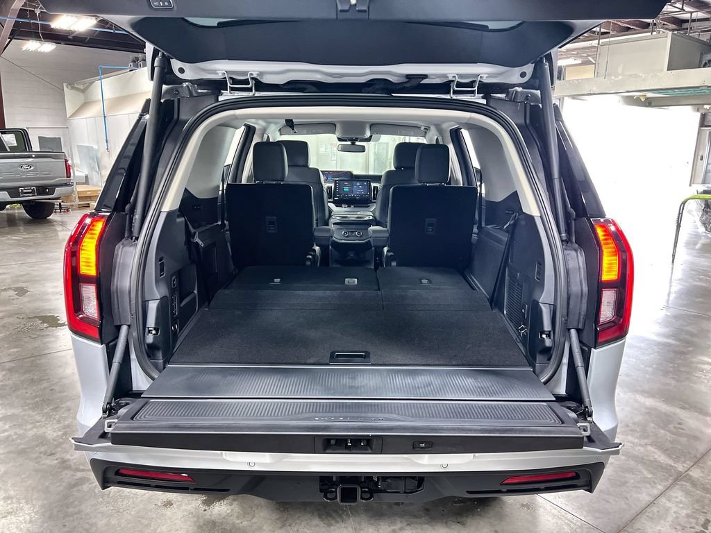 New 2026 Ford Expedition Active AWD/4WD image 28