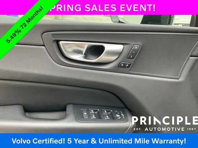 Certified 2025 Volvo XC60 B5 Core image 15