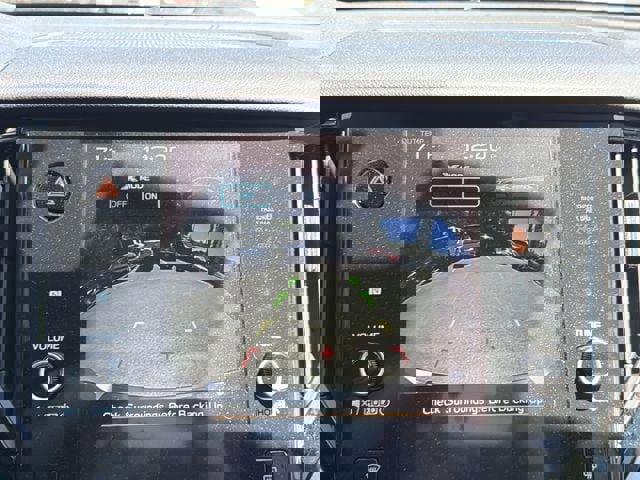 Certified 2025 Subaru Outback Premium w/ Popular Package #1 AWD/4WD image 28