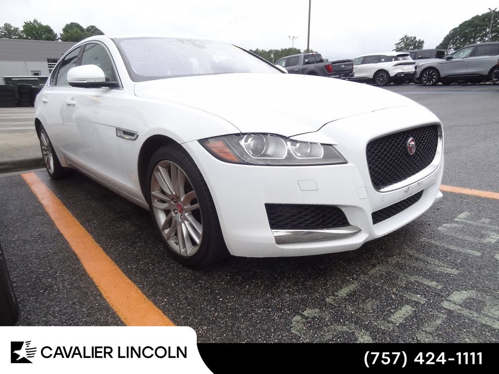 Used 2019 Jaguar XF Prestige AWD/4WD image 1