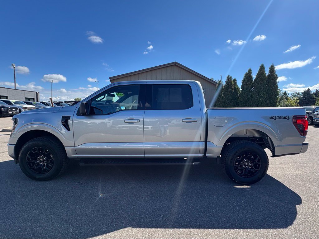 Used 2024 Ford F150 XLT w/ XLT Black Appearance Package AWD/4WD image 16
