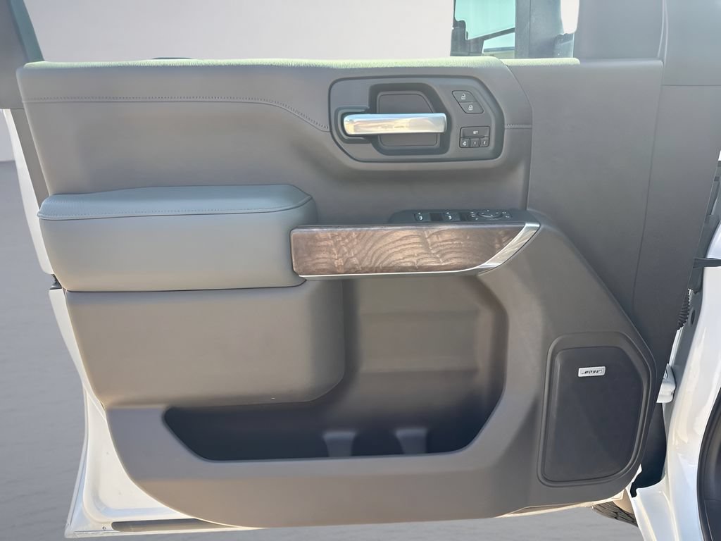 Used 2020 GMC Sierra 2500 Denali w/ Denali Ultimate Package AWD/4WD image 28