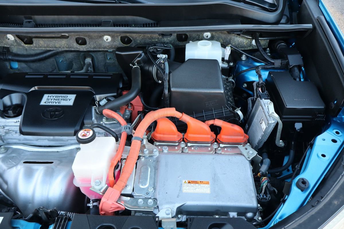 Used 2017 Toyota RAV4 XLE image 41