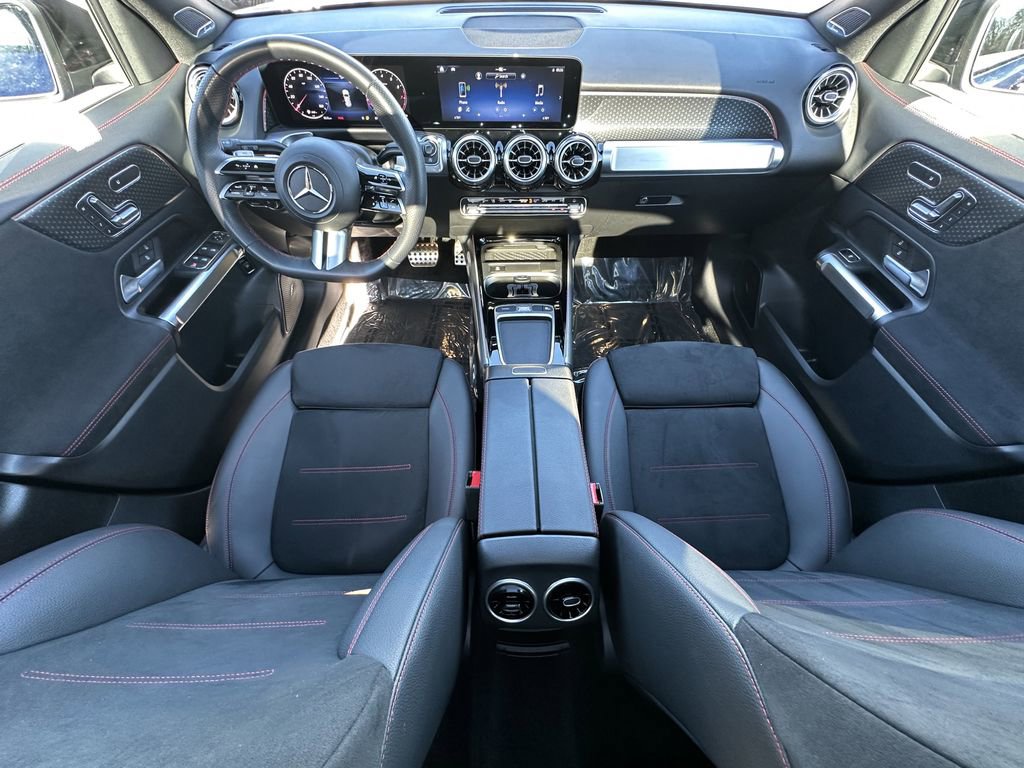 Certified 2025 Mercedes-Benz GLB 250 image 27