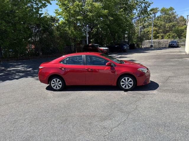 Used 2015 Toyota Corolla LE FWD image 4