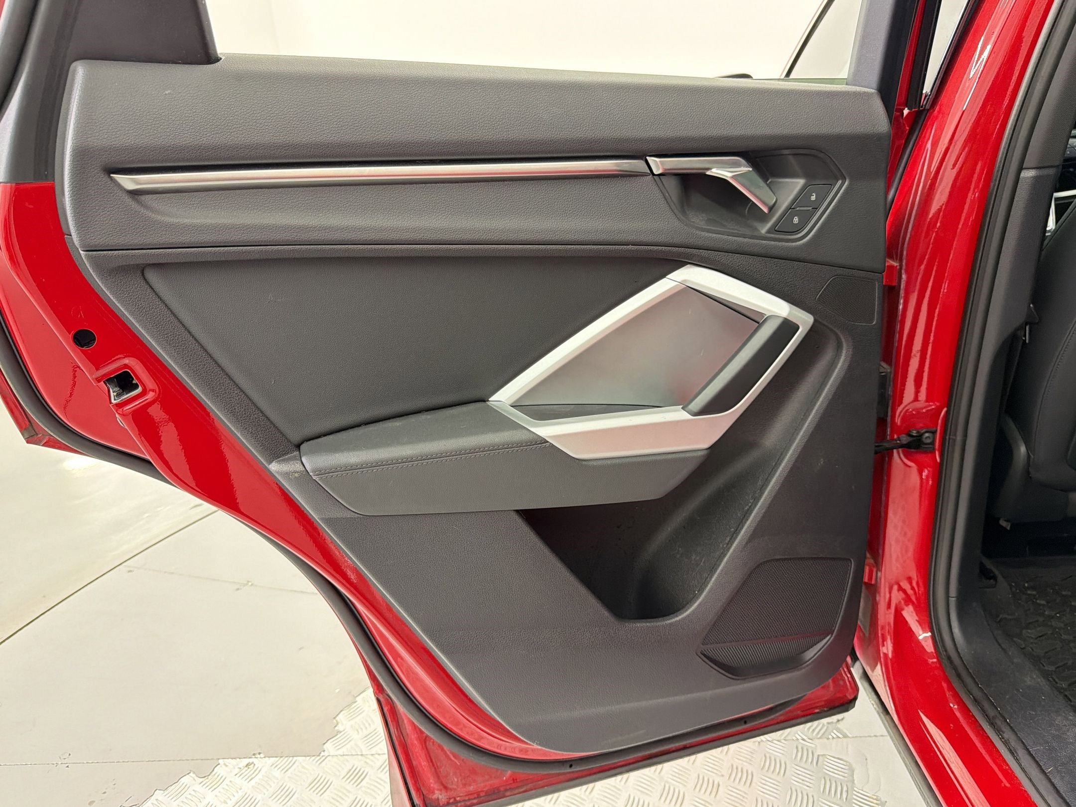 Used 2022 Audi Q3 2.0T Premium image 26