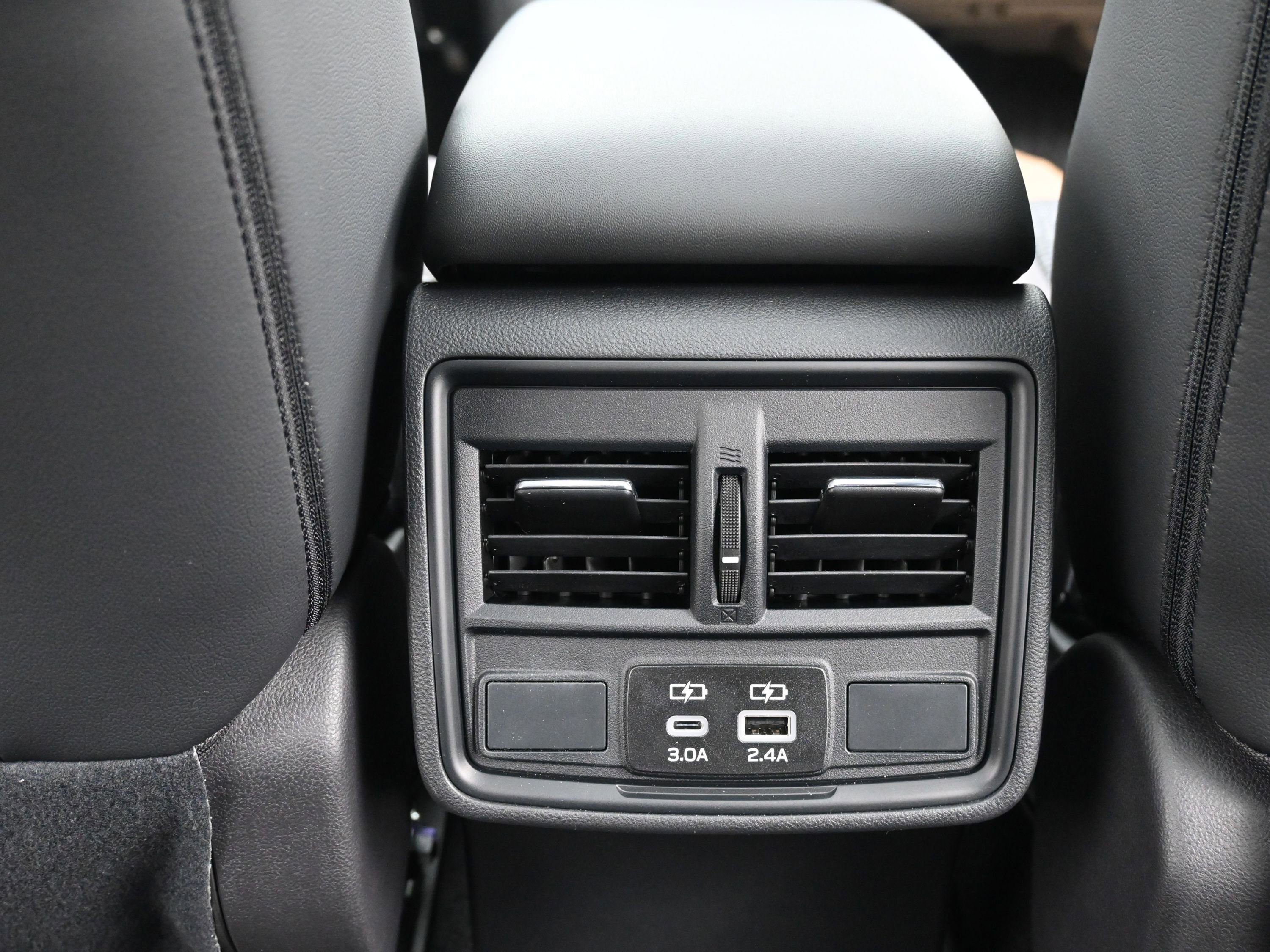New 2026 Subaru Forester Premium AWD/4WD image 32