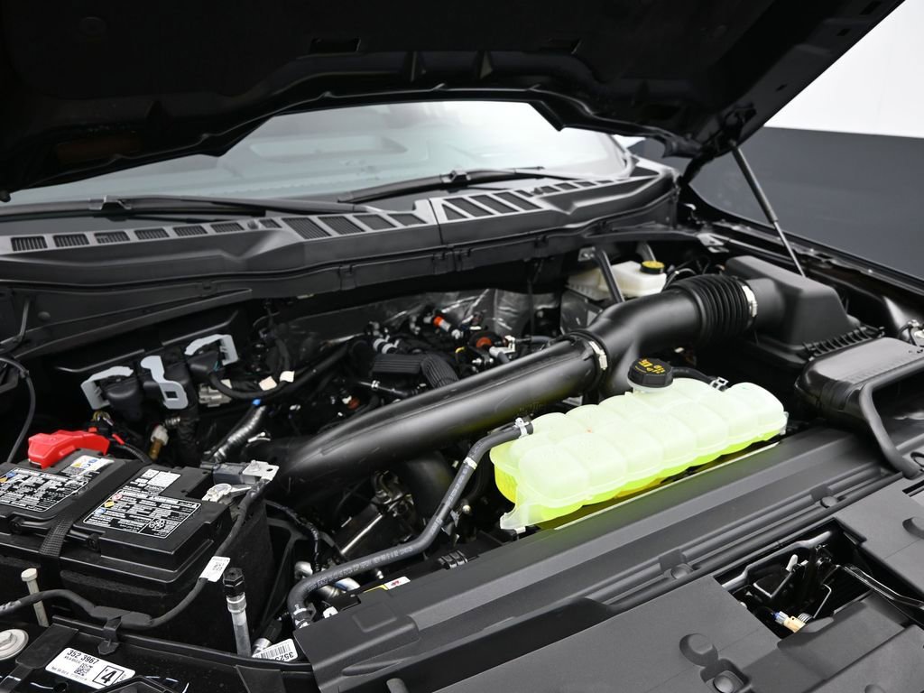 New 2025 Ford F150 Lariat w/ Equipment Group 502A High image 13