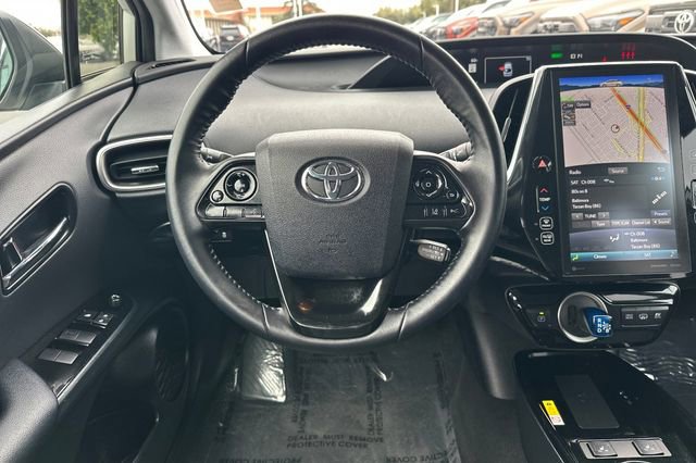 Used 2021 Toyota Prius Prime XLE image 16