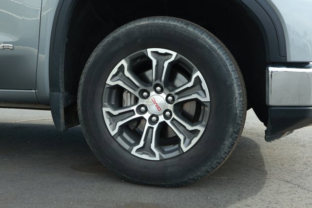 Used 2024 GMC Sierra 1500 SLT RWD image 5