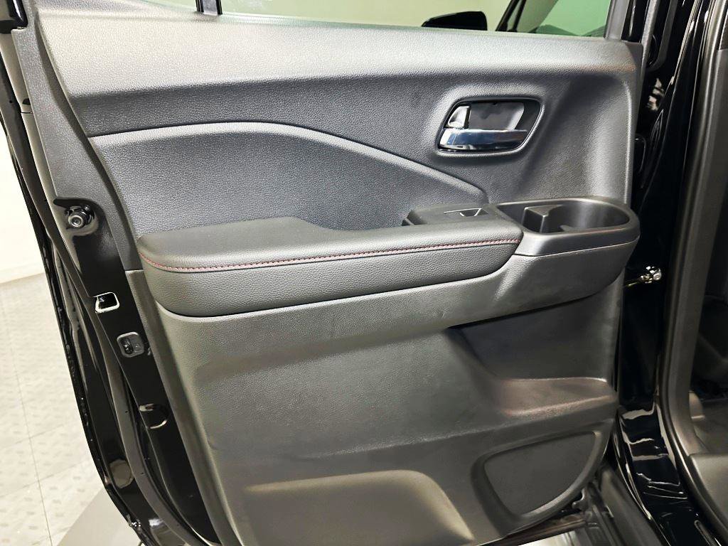 New 2026 Honda Ridgeline Black Edition image 21