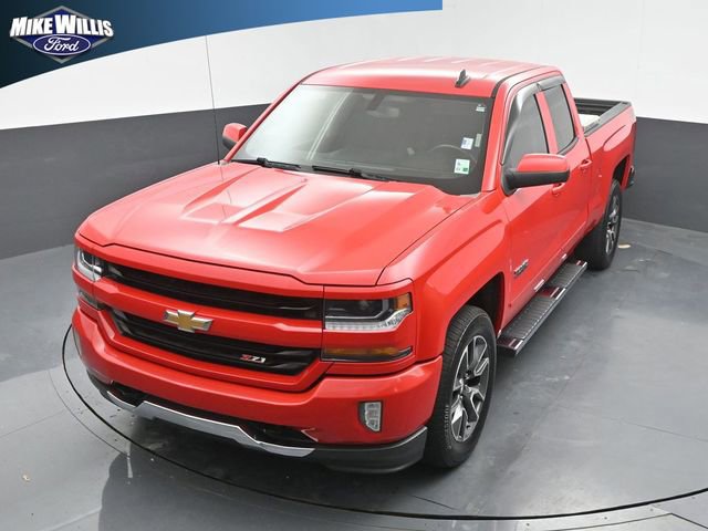 Used 2019 Chevrolet Silverado 1500 LT w/ Texas Edition AWD/4WD image 11