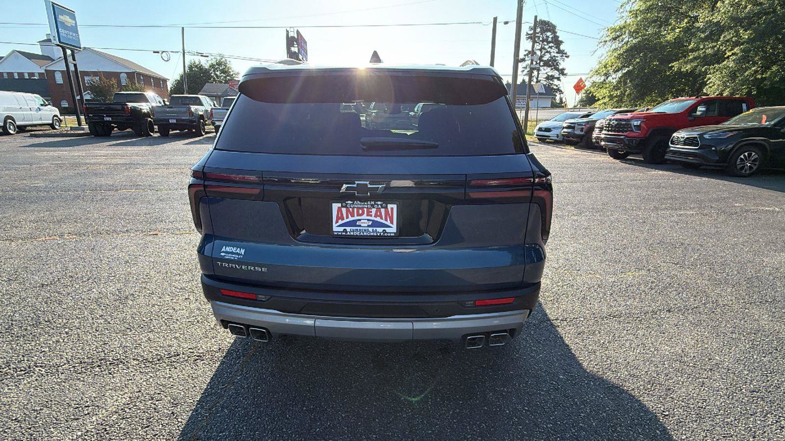New 2026 Chevrolet Traverse LT FWD image 6