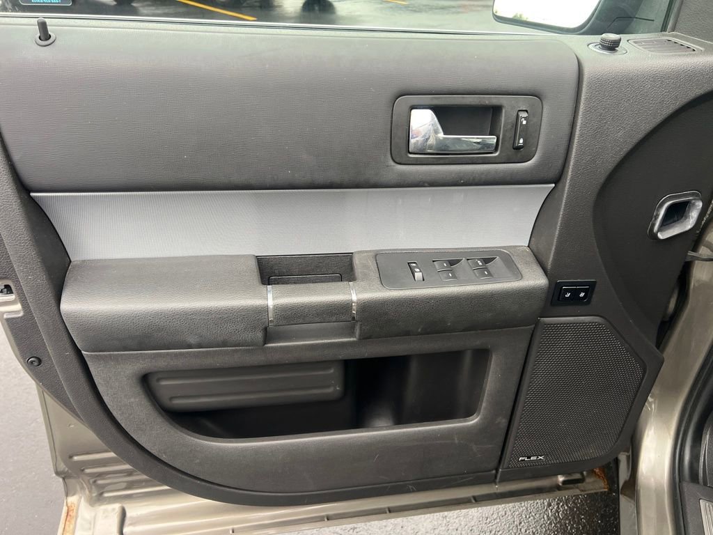 Used 2014 Ford Flex Limited w/ Appearance Package image 12