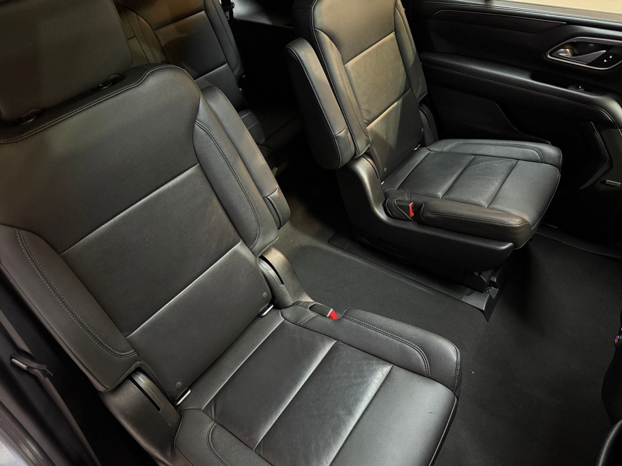 Used 2022 Chevrolet Tahoe LT w/ LT Signature Package image 49