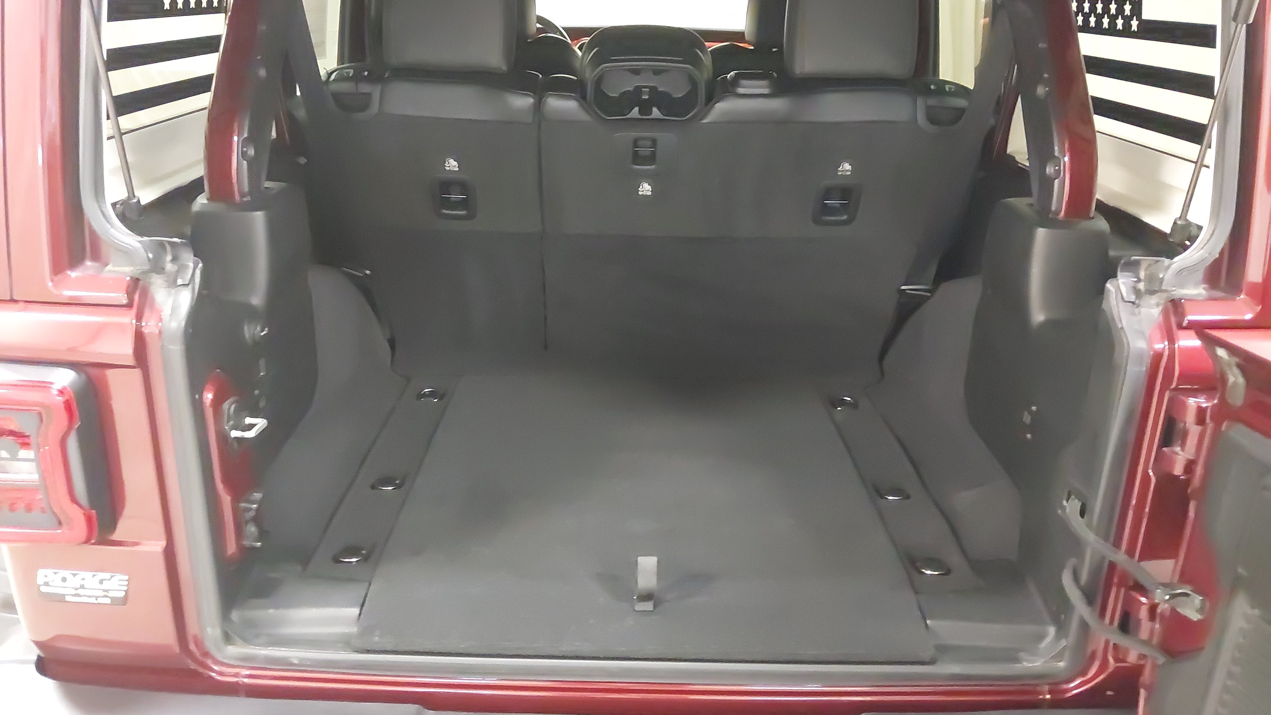 Used 2021 Jeep Wrangler Unlimited Rubicon w/ Safety Group AWD/4WD image 24