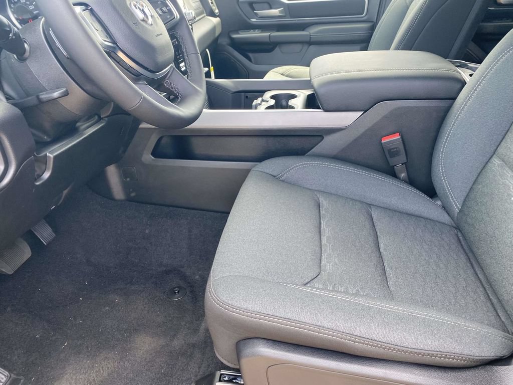 New 2026 RAM 1500 Big Horn AWD/4WD image 13