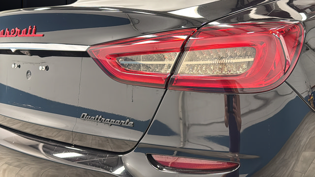 Used 2015 Maserati Quattroporte GTS RWD image 38