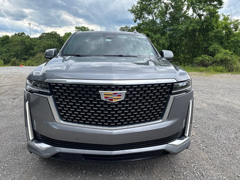 Used 2022 Cadillac Escalade ESV Premium Luxury AWD/4WD image 2