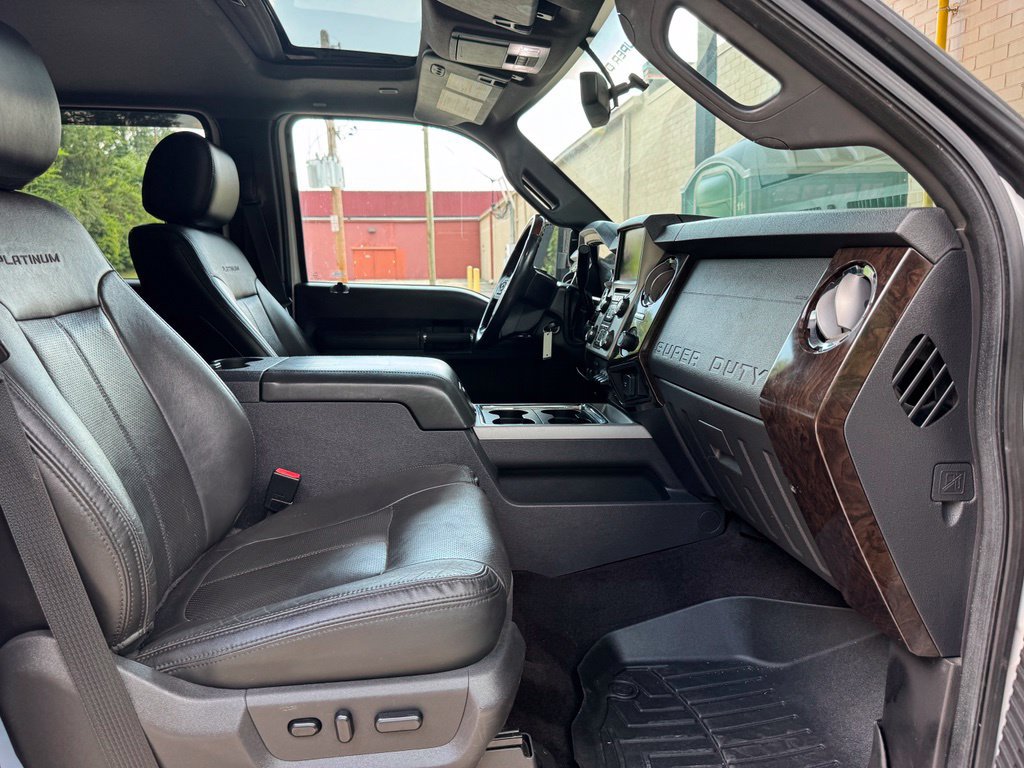 Used 2015 Ford F350 Platinum w/ Snow Plow Prep Package AWD/4WD image 32