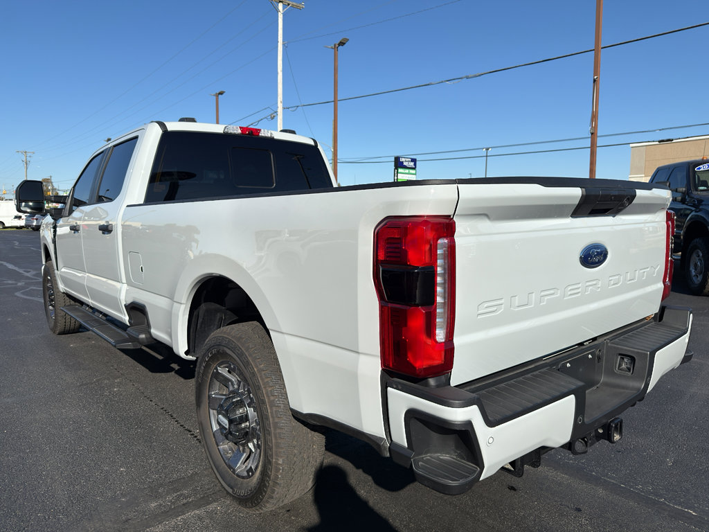 Used 2025 Ford F250 XL w/ STX Appearance Package image 6