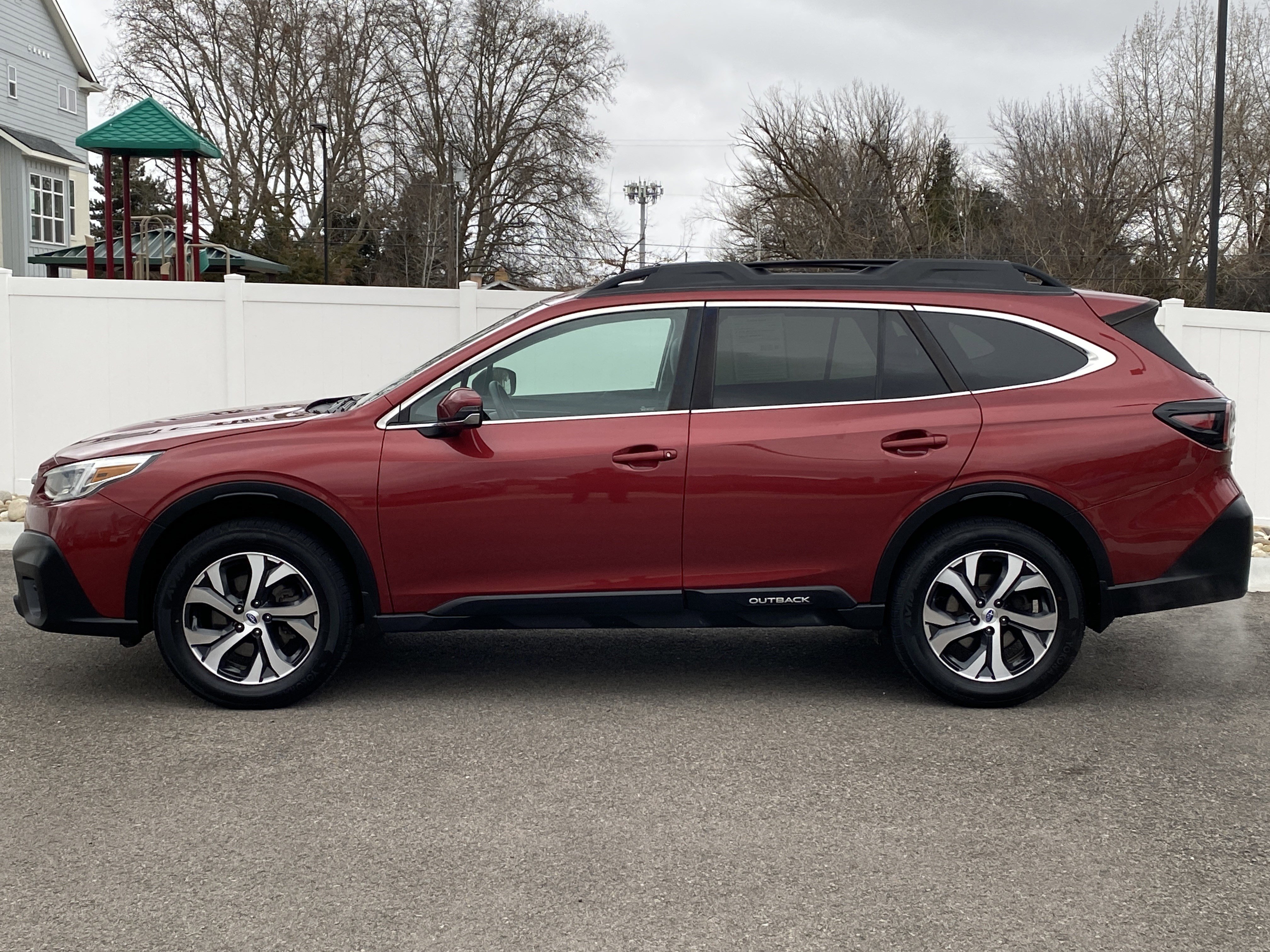 Used 2020 Subaru Outback Limited w/ Popular Package #2 image 3