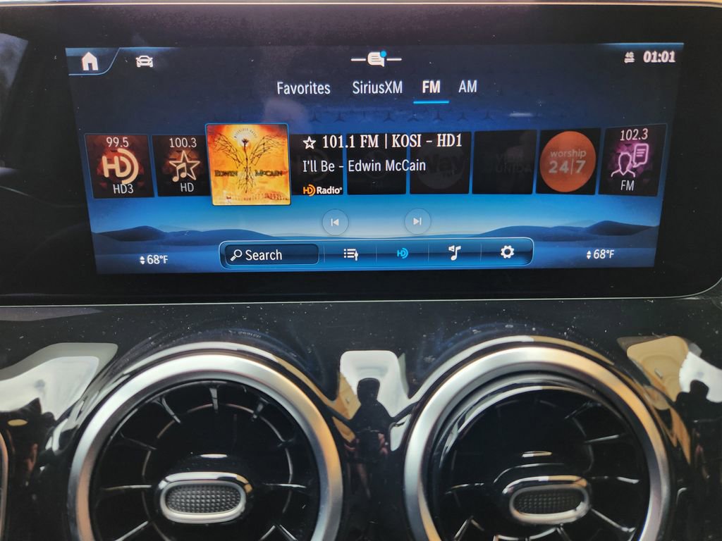 Certified 2026 Mercedes-Benz GLA 250 4MATIC image 17