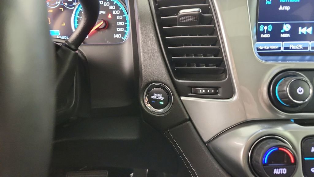 Used 2020 Chevrolet Tahoe Premier AWD/4WD image 24