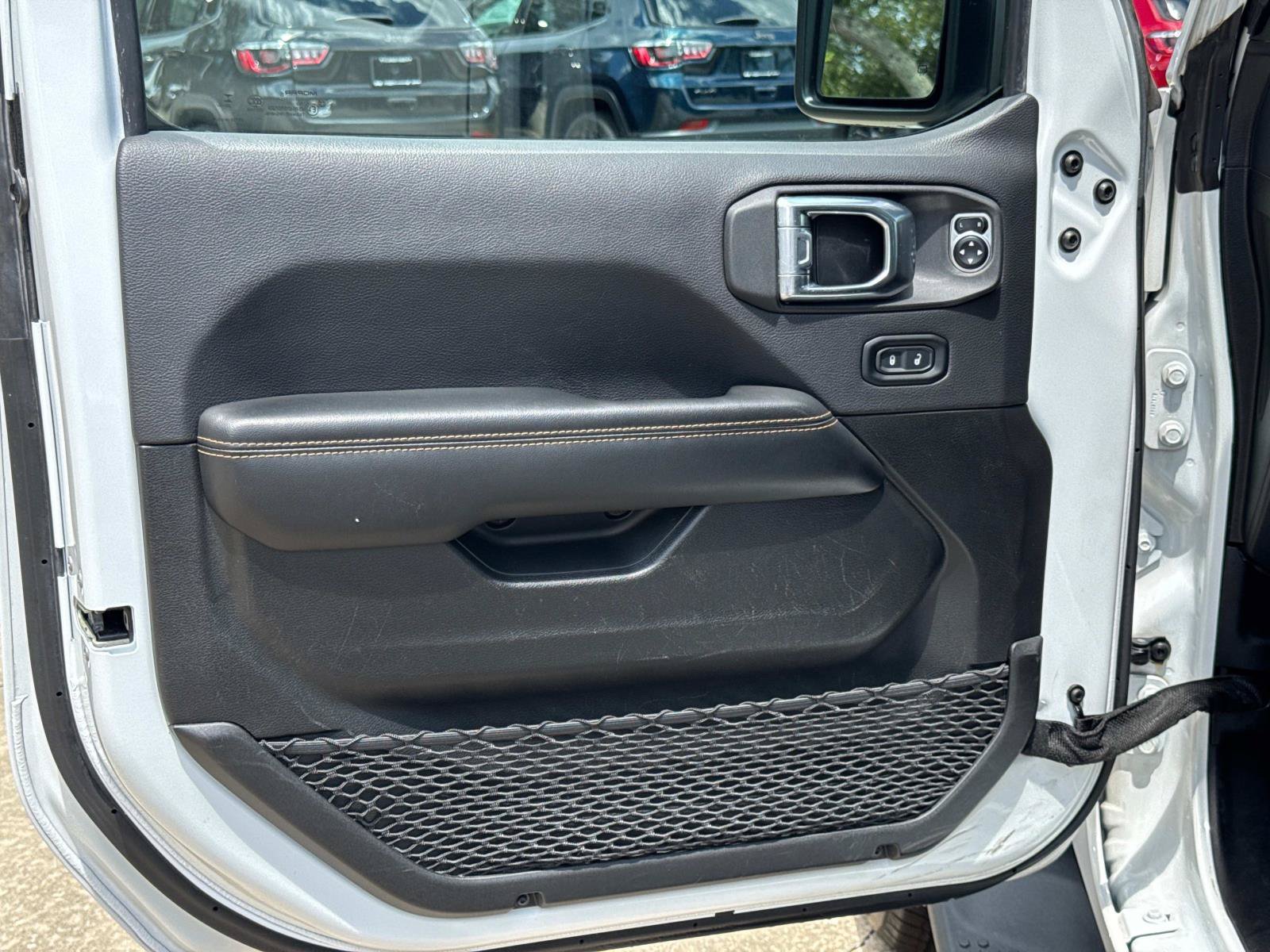 Certified 2024 Jeep Wrangler Unlimited Sahara AWD/4WD image 16