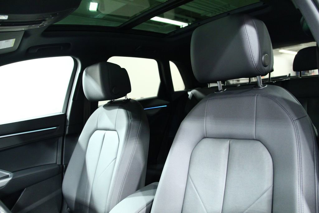 Used 2022 Audi Q3 2.0T Premium Plus image 17