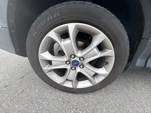 Used 2016 Ford Escape Titanium w/ Equipment Group 301A FWD image 13