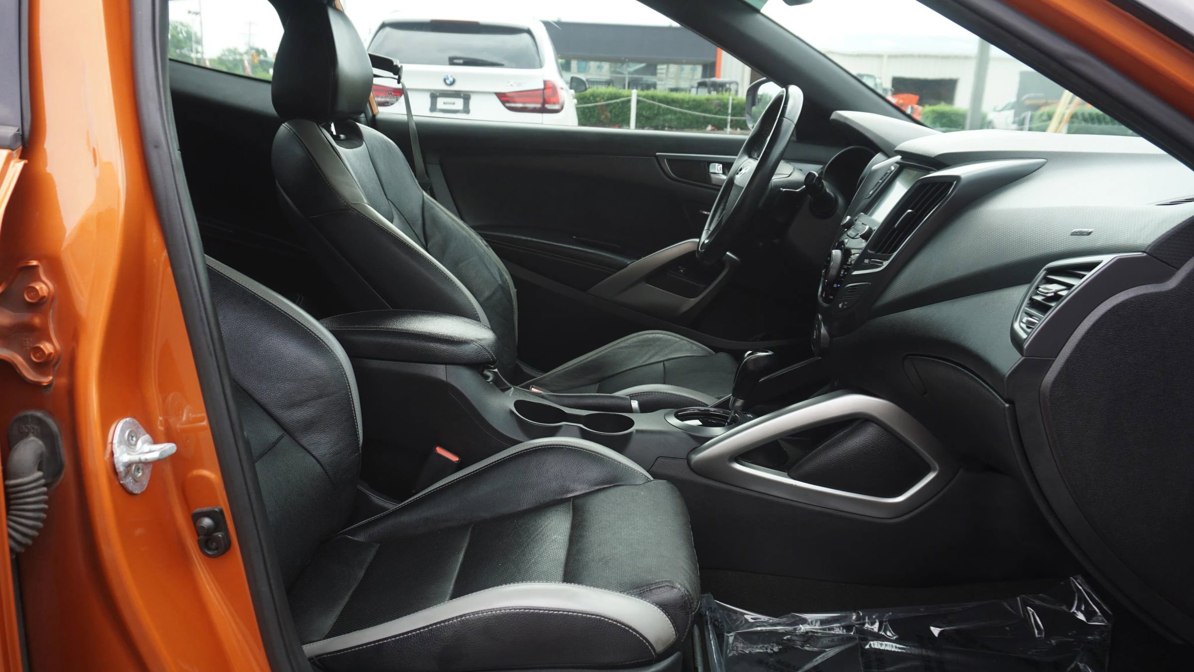 Used 2016 Hyundai Veloster Turbo w/ Option Group 04 image 18