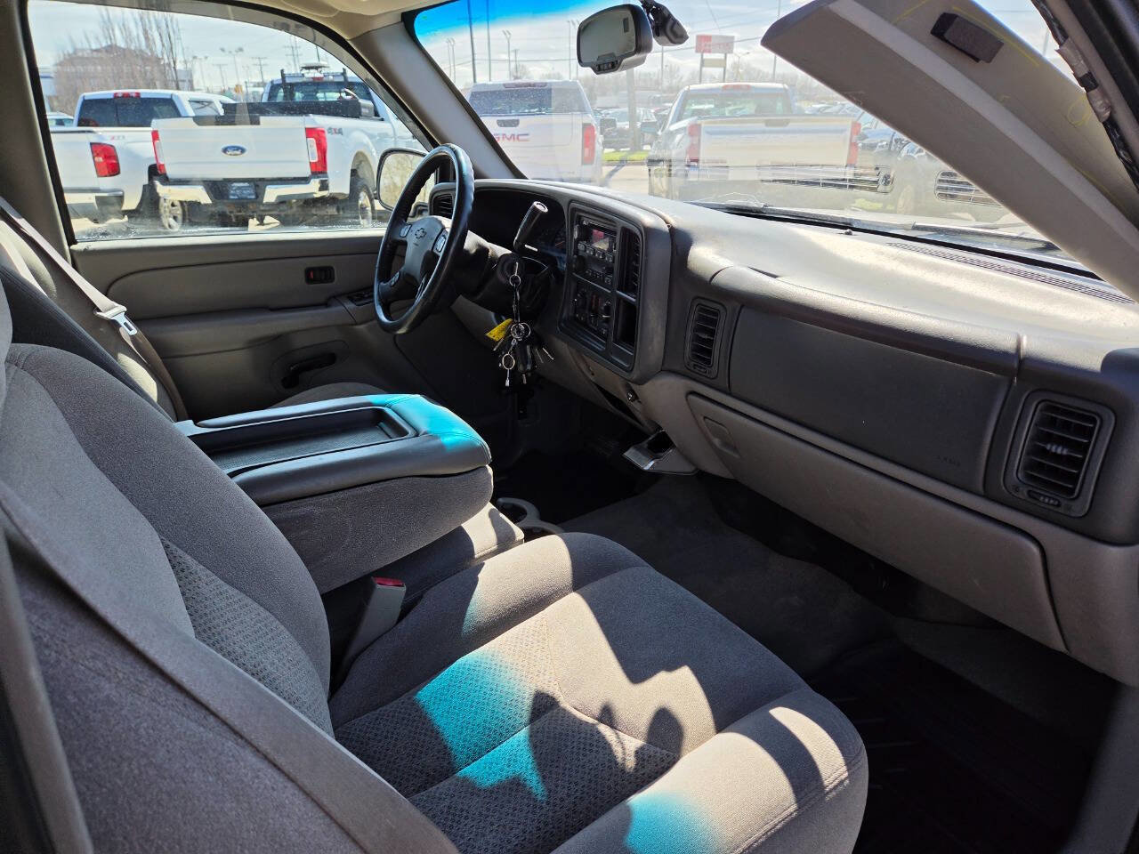 Used 2005 Chevrolet Avalanche Z71 w/ Preferred Equipment Group image 32