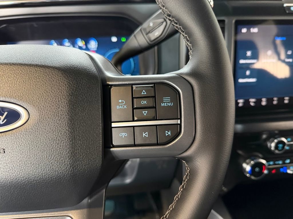 Used 2026 Ford F350 Lariat w/ Lariat Premium Package AWD/4WD image 19