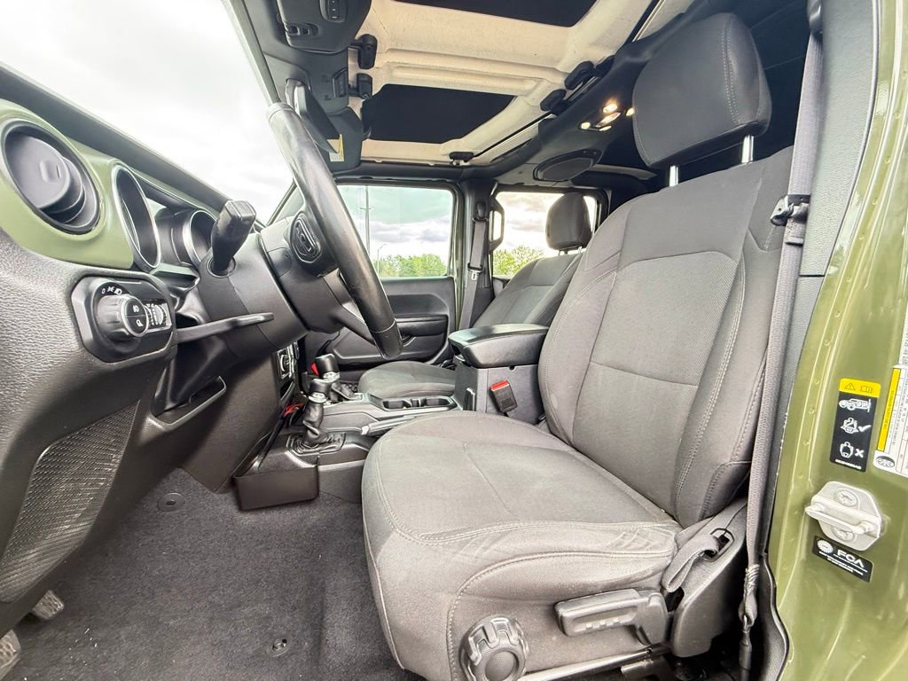 Used 2022 Jeep Gladiator Sport image 21