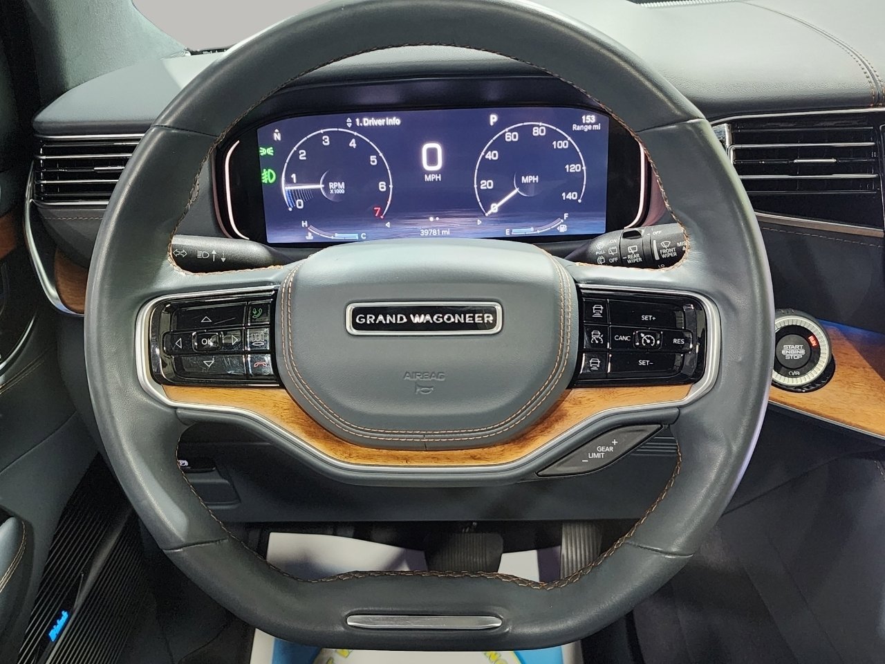 Used 2022 Jeep Grand Wagoneer Series II w/ Premium Group II image 12