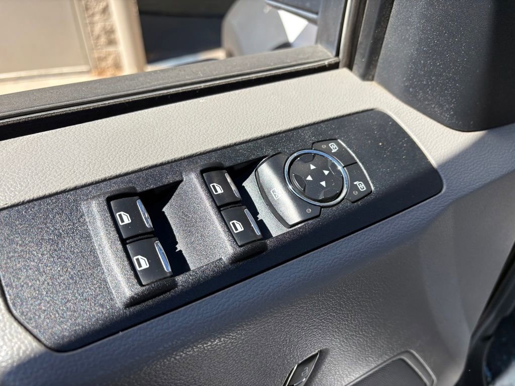 Used 2017 Ford F550 4x4 Crew Cab Super Duty image 13