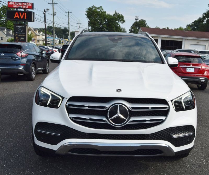 Used 2021 Mercedes-Benz GLE 350 4MATIC w/ Premium Package image 1