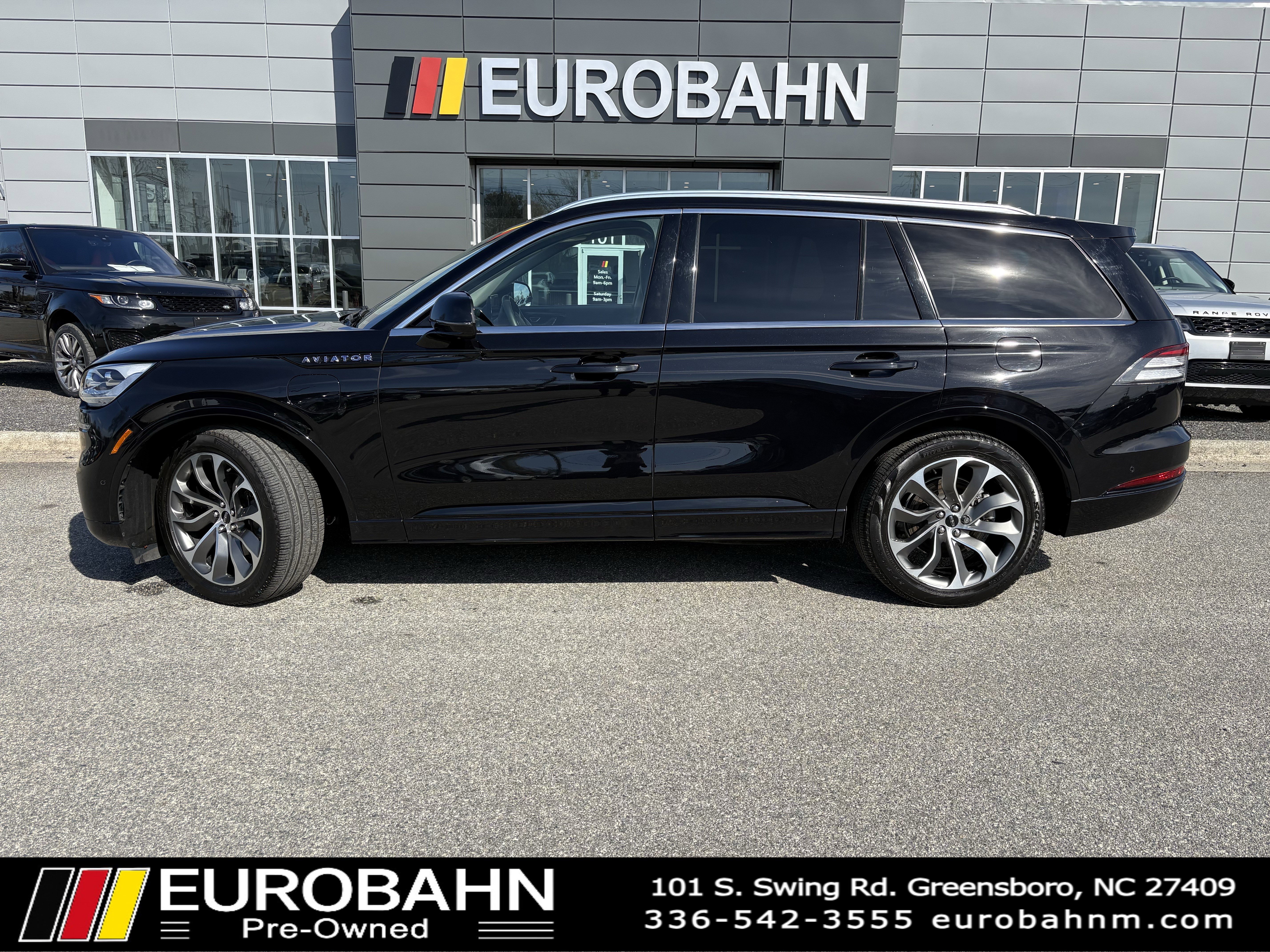 Used 2022 Lincoln Aviator Grand Touring w/ Equipment Group 301A image 2