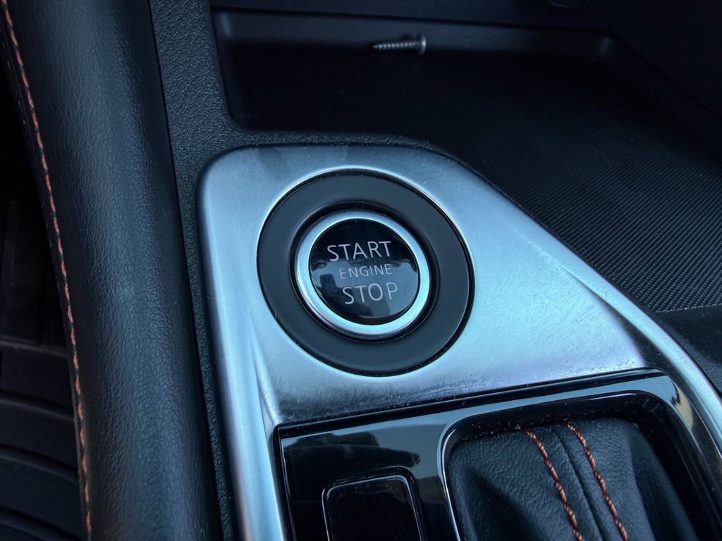 Used 2020 Nissan Sentra SR w/ Premium Package FWD image 16