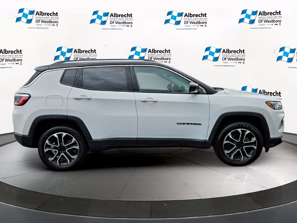 Used 2022 Jeep Compass Limited AWD/4WD image 6
