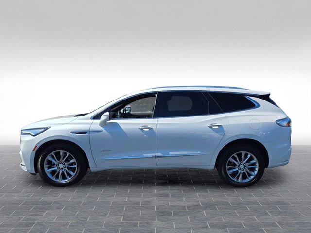 Used 2022 Buick Enclave Avenir w/ Avenir Technology Package AWD/4WD image 4