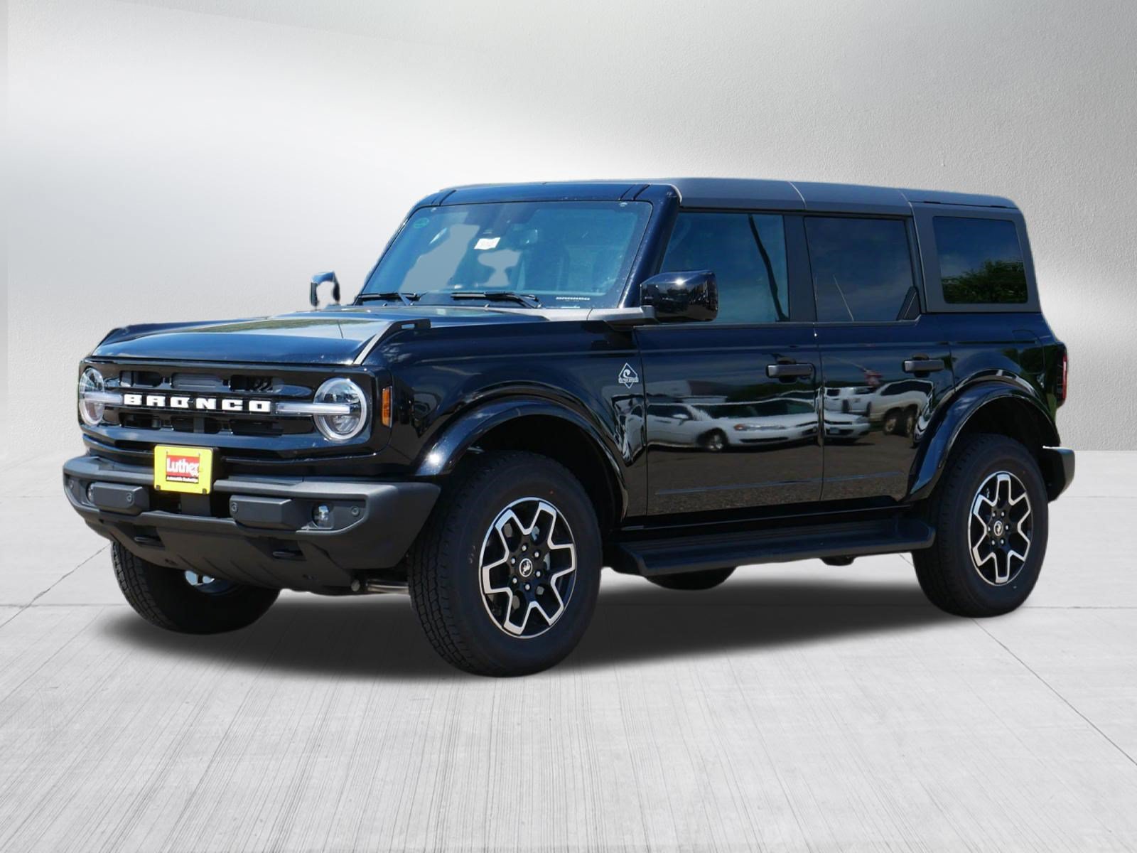 Used 2026 Ford Bronco Outer Banks AWD/4WD image 3